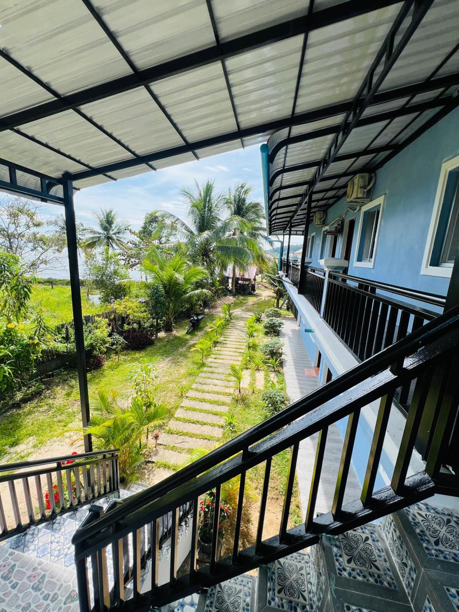 Koh Rong 71 Guesthouse Prek Svay Village Bagian luar foto